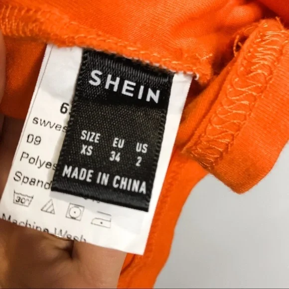 🦋🌙 SHEIN | Orange Criss Cross Strap Crop Top - Picture 4 of 10